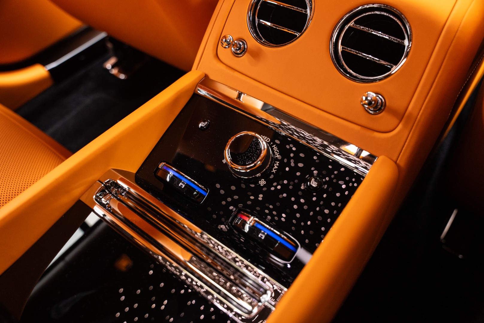 2025 ROLLS ROYCE SPECTRE BY KEYVANY 1 OF 20. BESPOKE SOUND SYSTEM. IMMERSIVE SEATS.